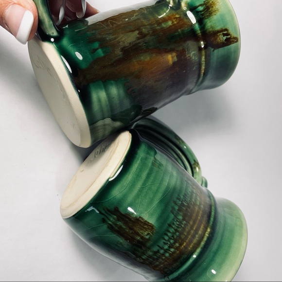 Green & brown handmade pottery mugs Calhoun - Picture 6 of 6